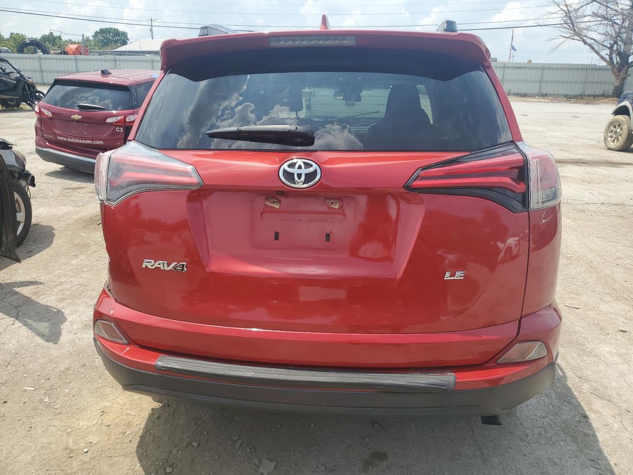 JTMZFREV3HJ124655 2017 Toyota Rav4 Le