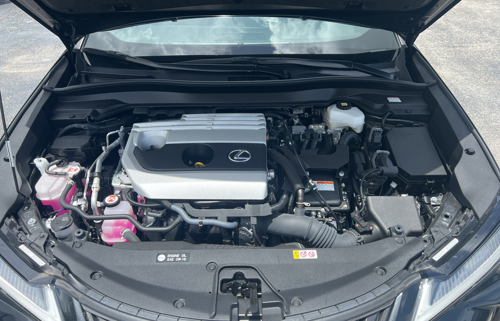 2023 Lexus Ux 250H Premium vin: JTHP6JBH1P2143669