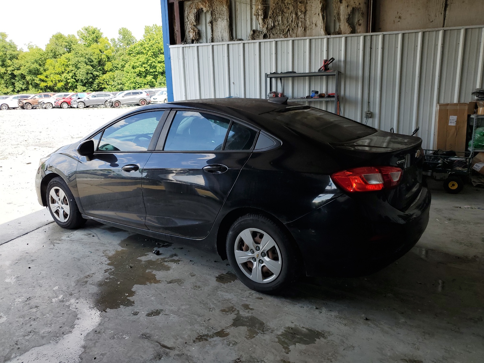 2017 Chevrolet Cruze Ls vin: 1G1BC5SM1H7129521