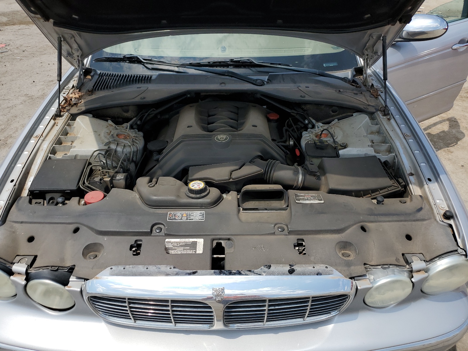 SAJEA74C44SG02303 2004 Jaguar Vandenplas