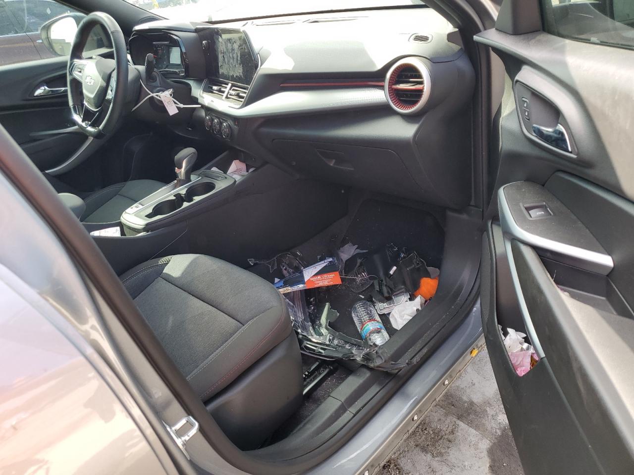 2024 Chevrolet Trax 1Rs VIN: KL77LGE24RC134334 Lot: 64924744