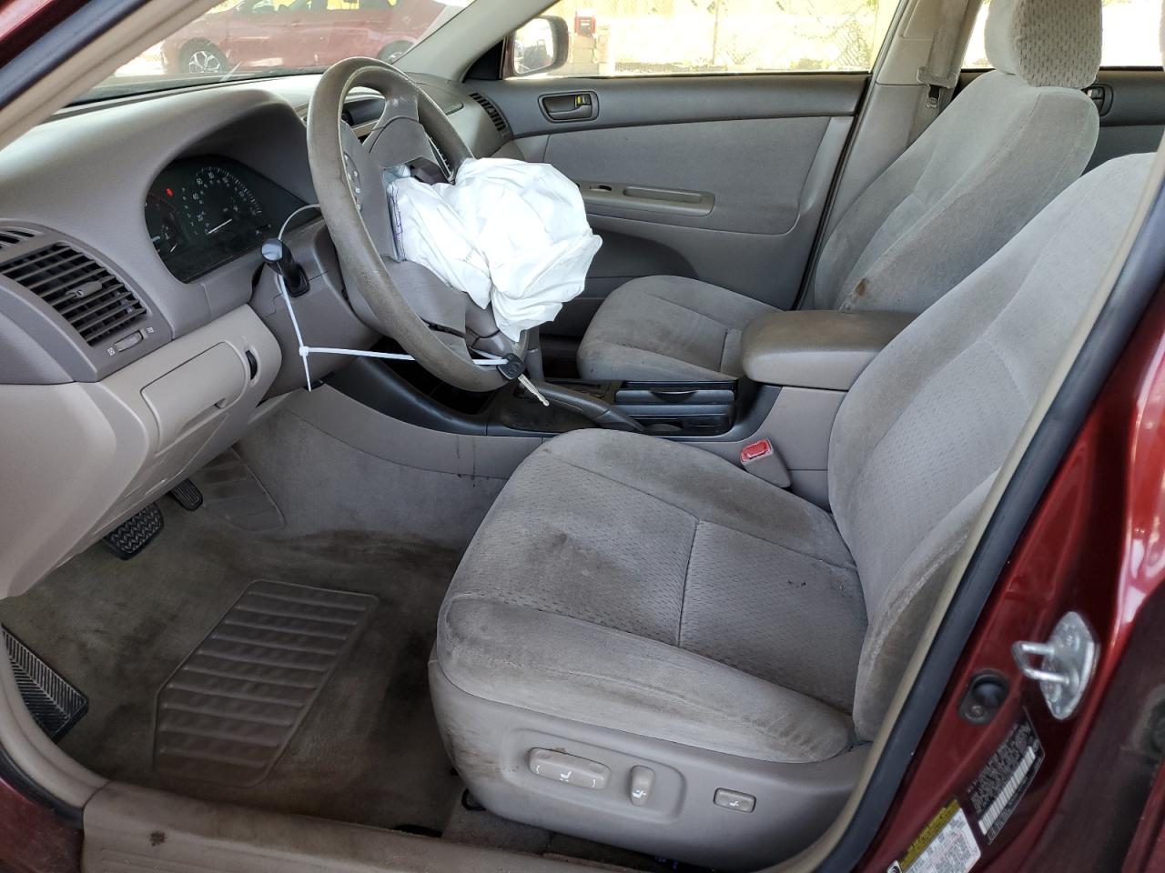 2004 Toyota Camry Le VIN: 4T1BE32K24U362576 Lot: 61694234