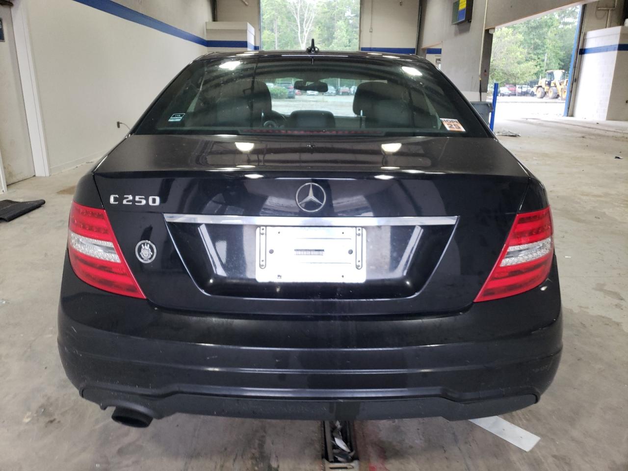 2012 Mercedes-Benz C 250 VIN: WDDGF4HBXCA597432 Lot: 63027744