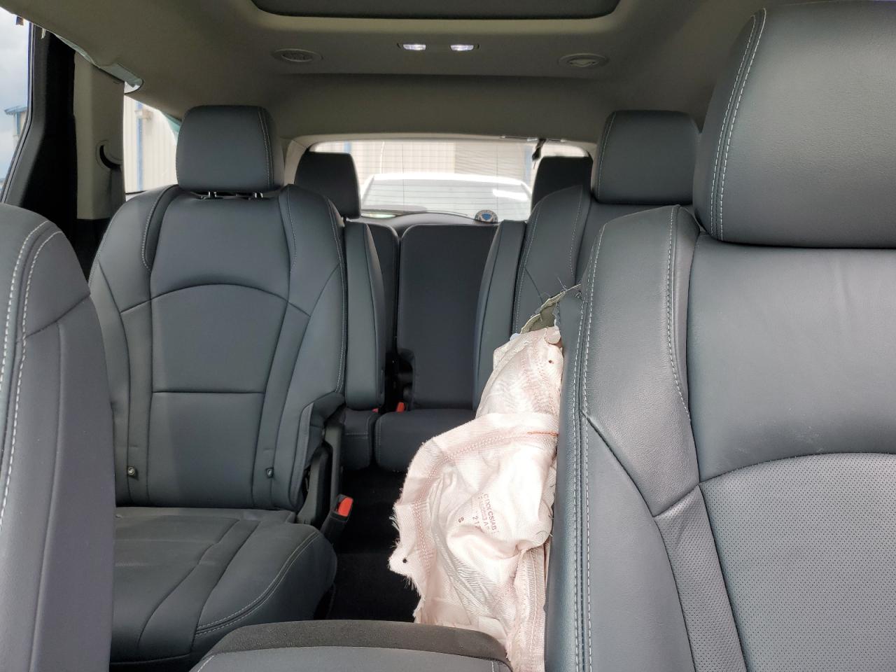 2019 Buick Enclave Essence VIN: 5GAERBKW5KJ148975 Lot: 63715074