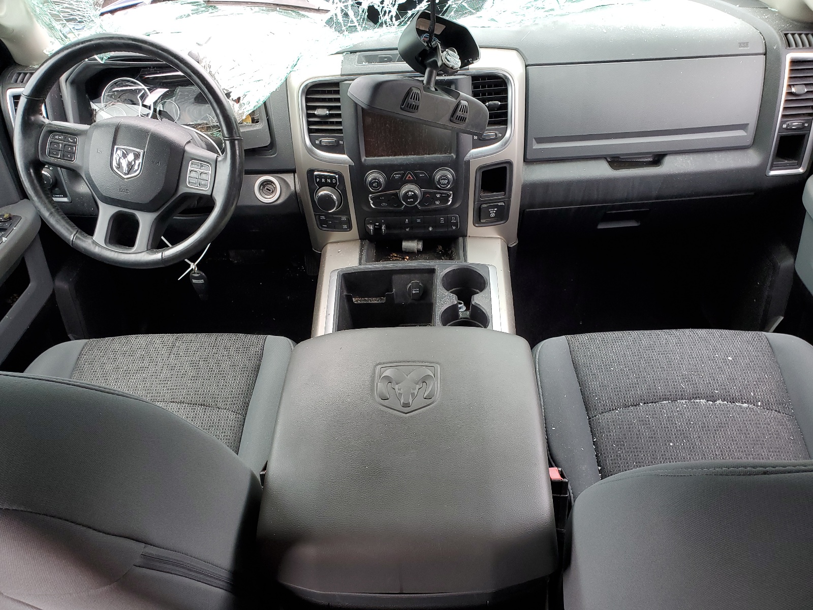 1C6RR7GT0FS616257 2015 Ram 1500 Slt