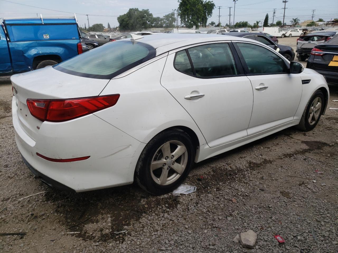 KNAGM4A79F5664599 2015 Kia Optima Lx