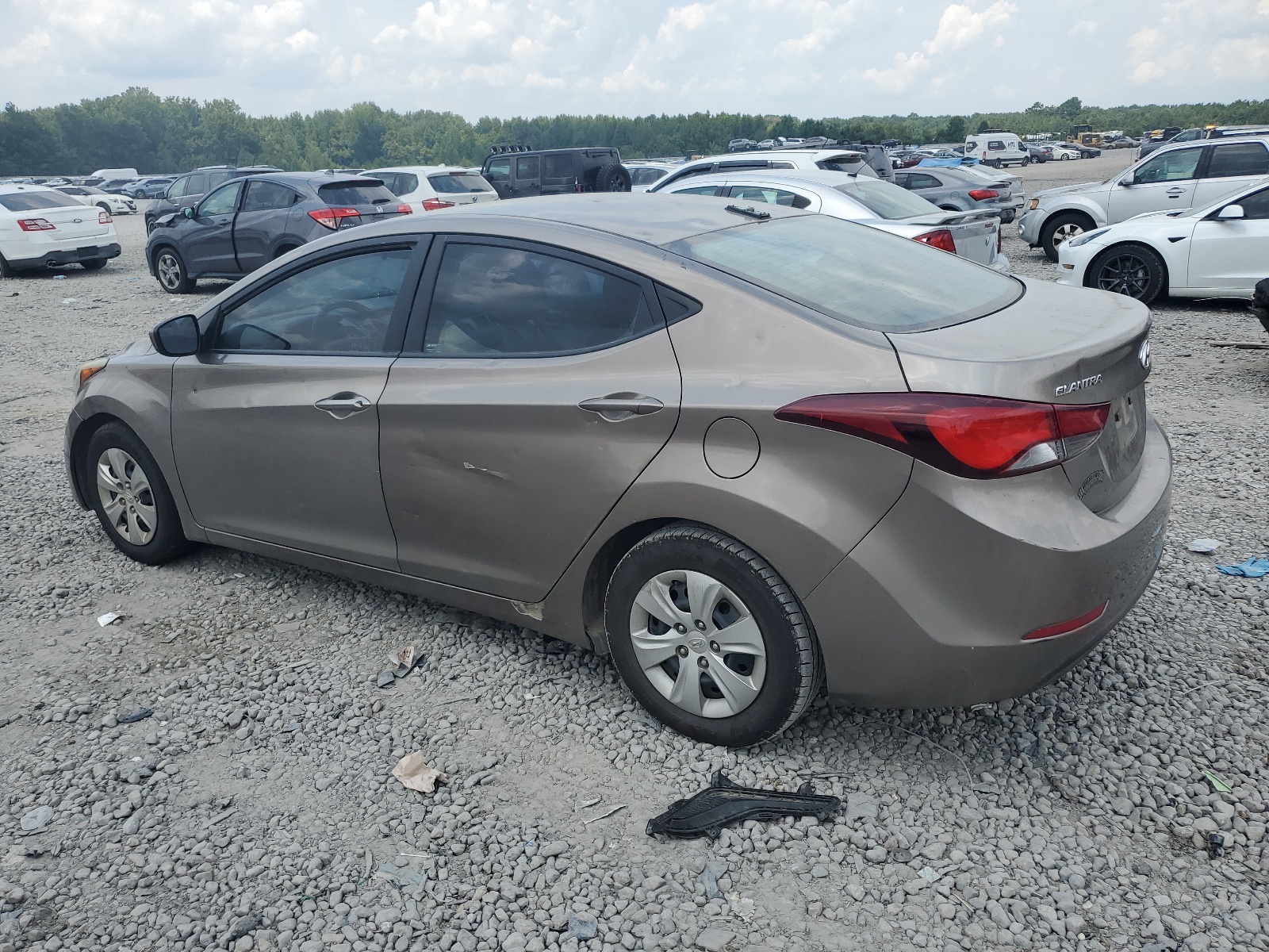 2016 Hyundai Elantra Se vin: 5NPDH4AE3GH768029