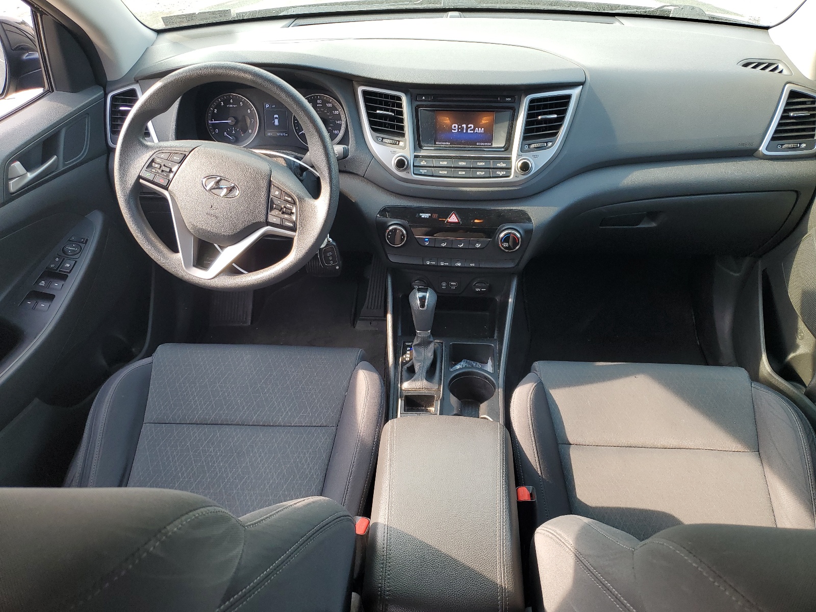 KM8J2CA41JU790058 2018 Hyundai Tucson Se