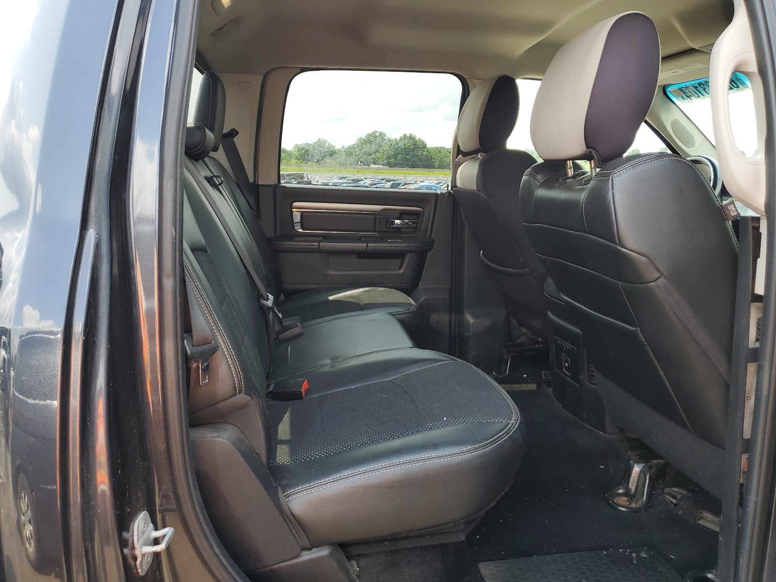 1C6RR7UT4ES315784 2014 Ram 1500 Sport