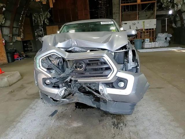2018 Toyota Tacoma - Image 10