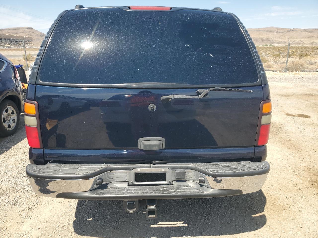 2004 Chevrolet Tahoe C1500 VIN: 1GNEC13V54R176142 Lot: 64625374