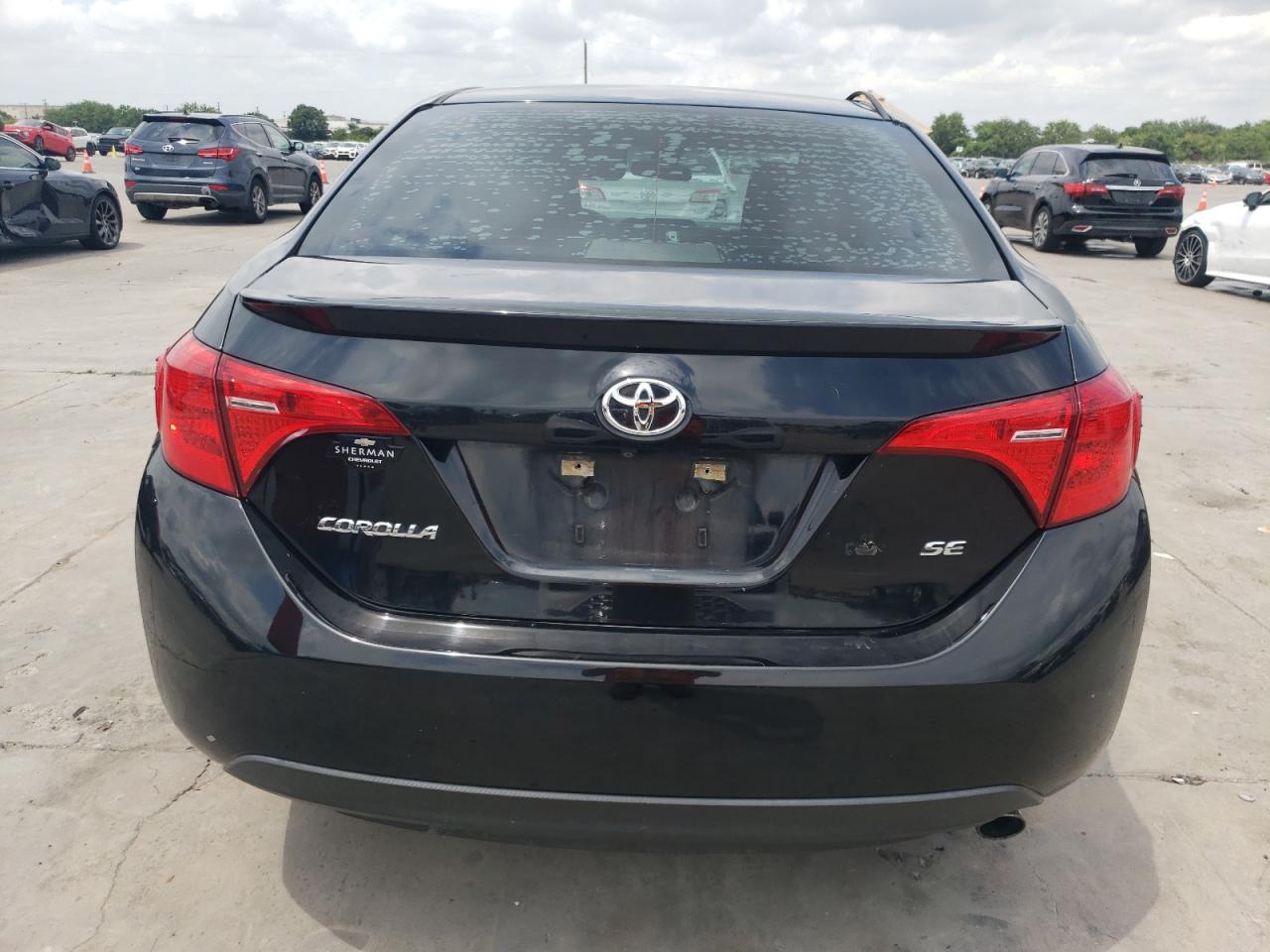 2017 Toyota Corolla L VIN: 5YFBURHE9HP577256 Lot: 64322254