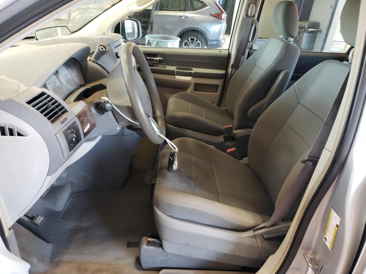 2010 Chrysler Town & Country Lx VIN: 2A4RR4DE7AR114895 Lot: 59396434