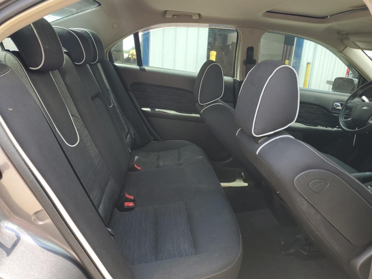 2010 Ford Fusion Se VIN: 3FAHP0HAXAR266922 Lot: 63401424