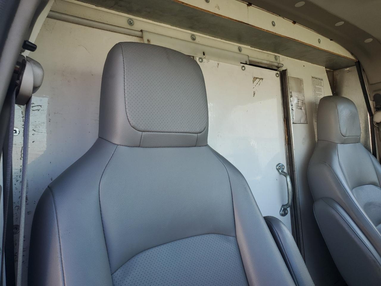 2017 Ford Econoline E350 Super Duty Cutaway Van VIN: 1FDWE3FSXHDC07596 Lot: 62679884