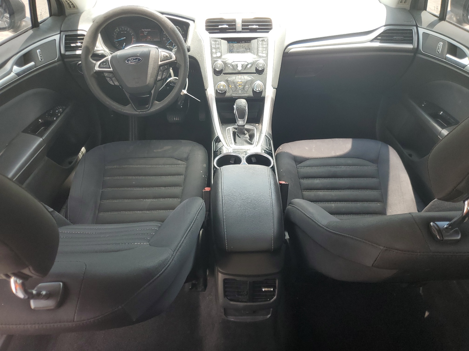 3FA6P0HD8ER133647 2014 Ford Fusion Se