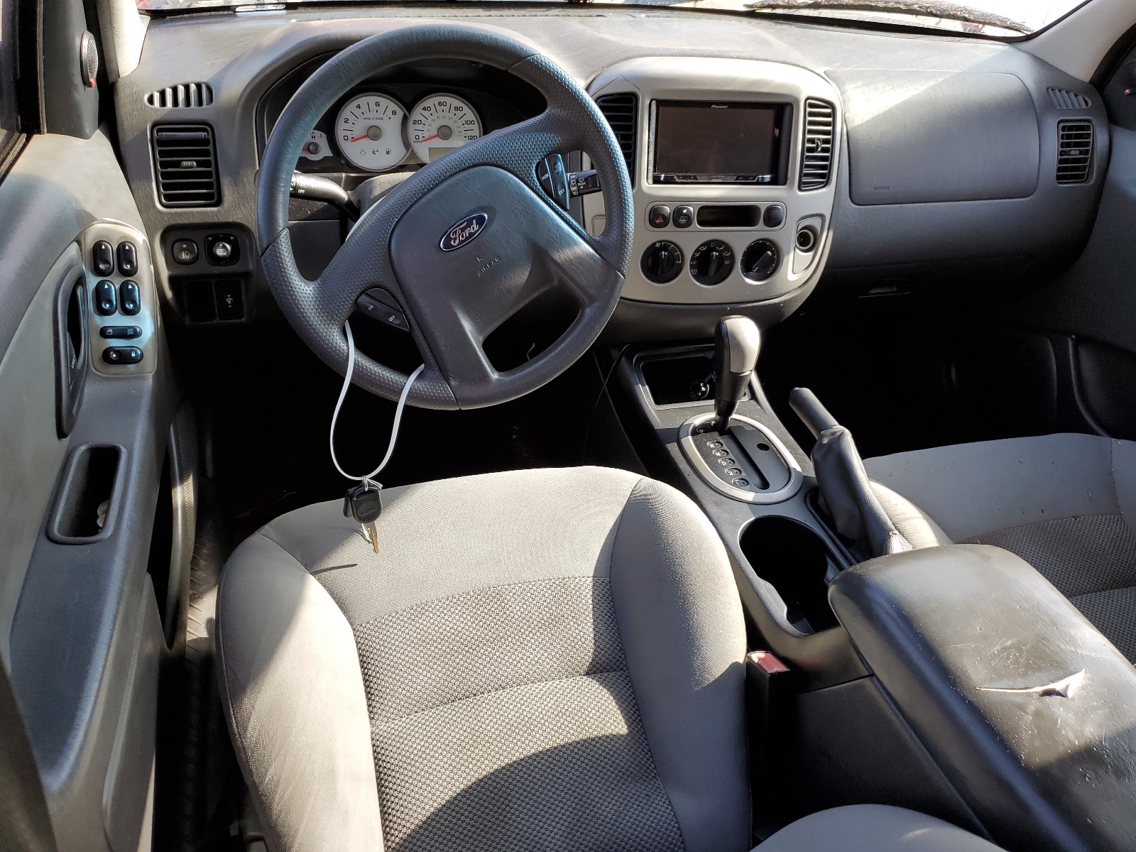 1FMYU93126KC66015 2006 Ford Escape Xlt