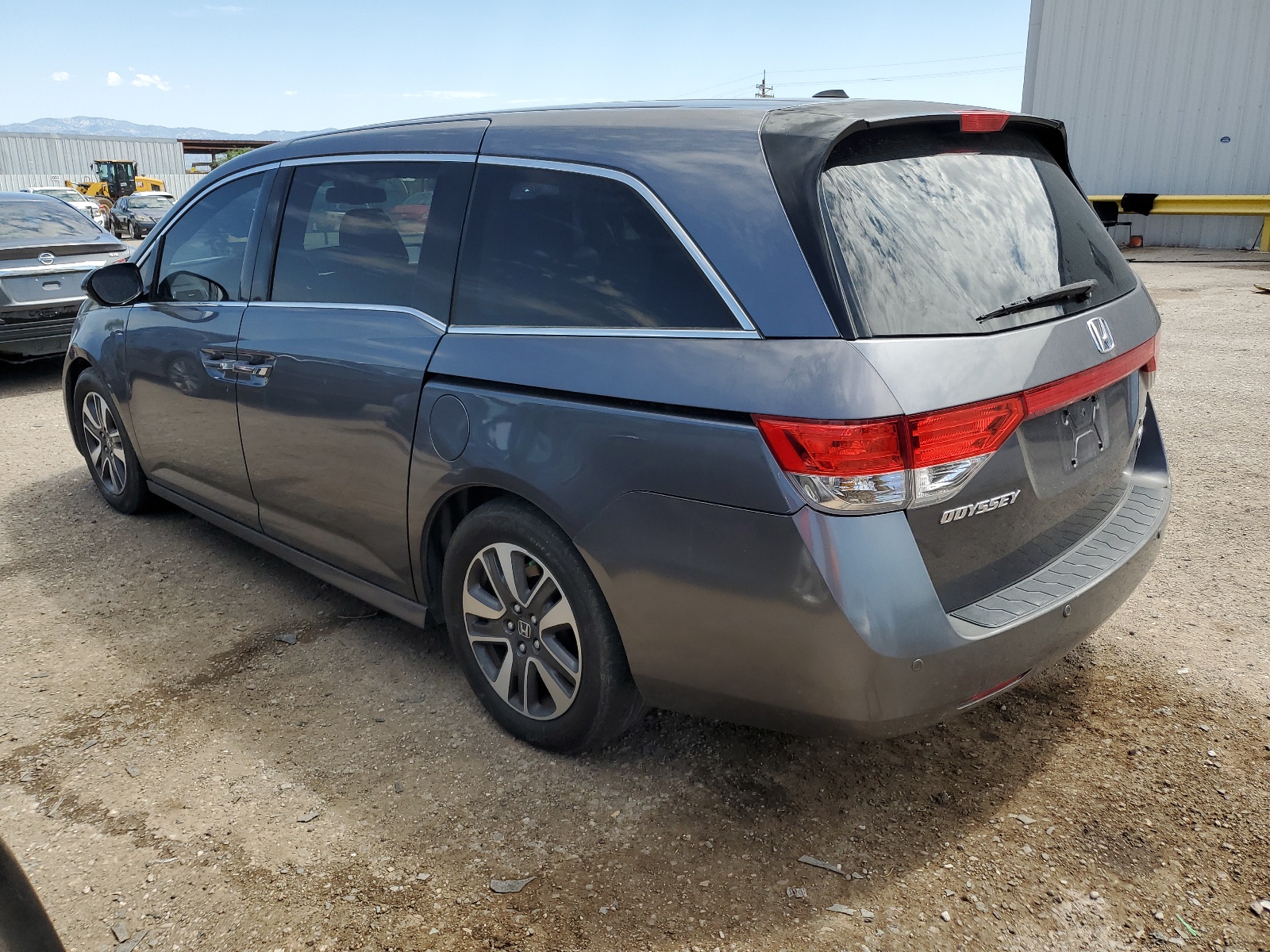 2014 Honda Odyssey Touring vin: 5FNRL5H96EB087555