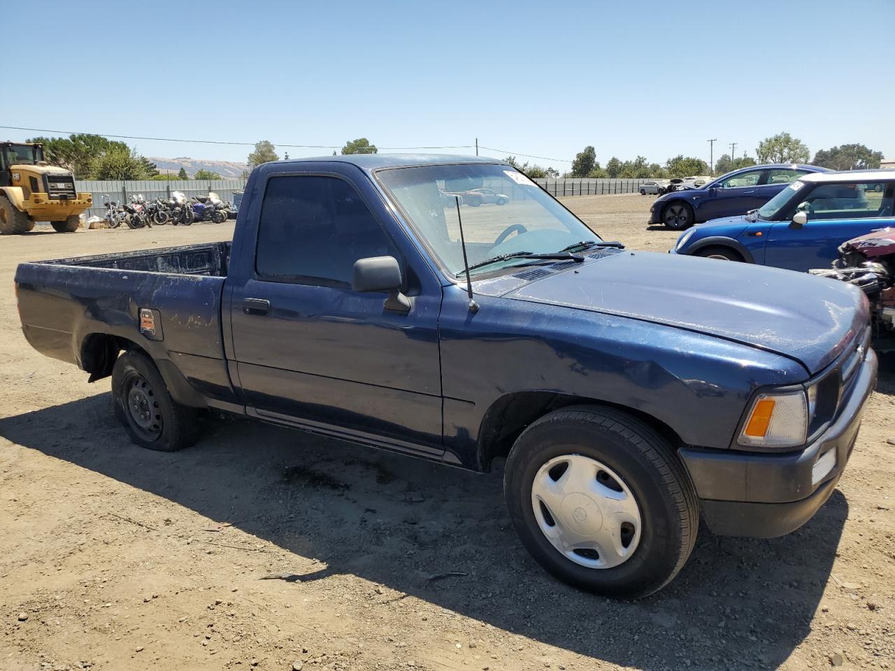1992 Toyota Pickup 1/2 Ton Short Wheelbase VIN: JT4RN81A5N0103761 Lot: 64627604