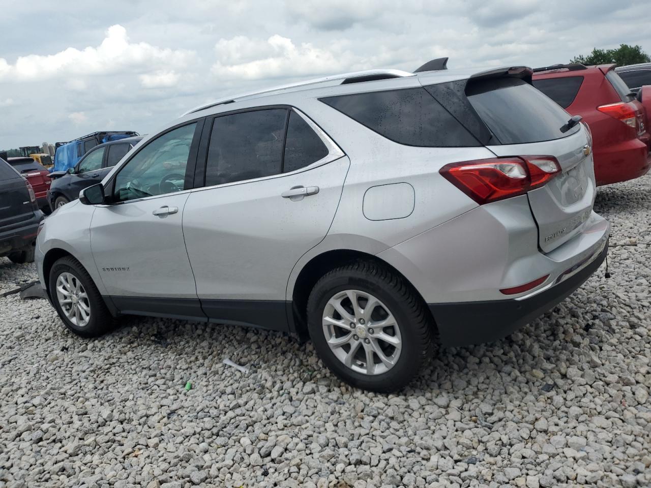 3GNAXSEV7JS511576 2018 CHEVROLET EQUINOX - Image 2