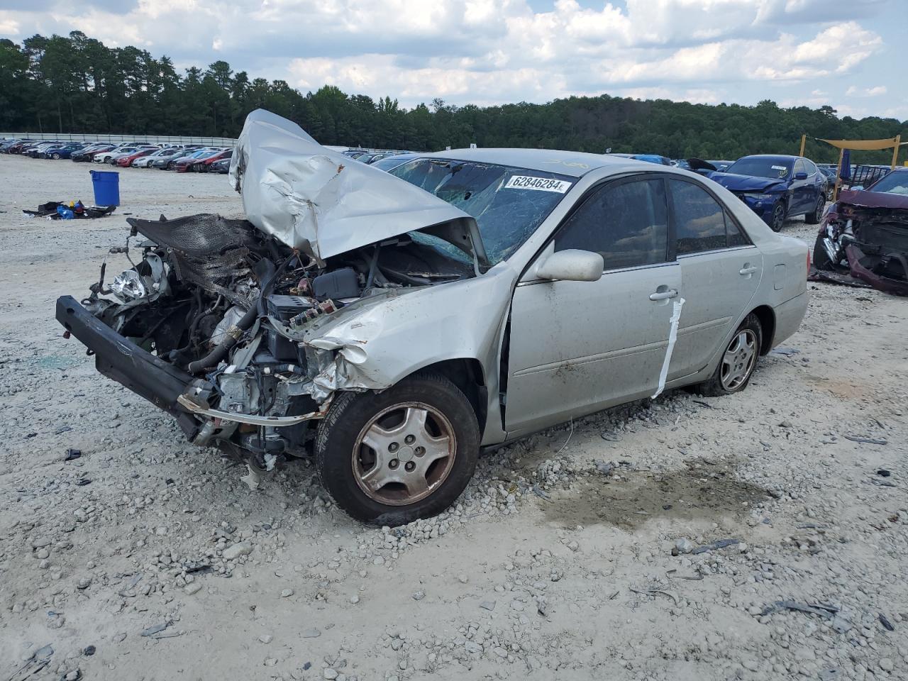 2003 Toyota Camry Le VIN: 4T1BF32K13U055475 Lot: 62846284