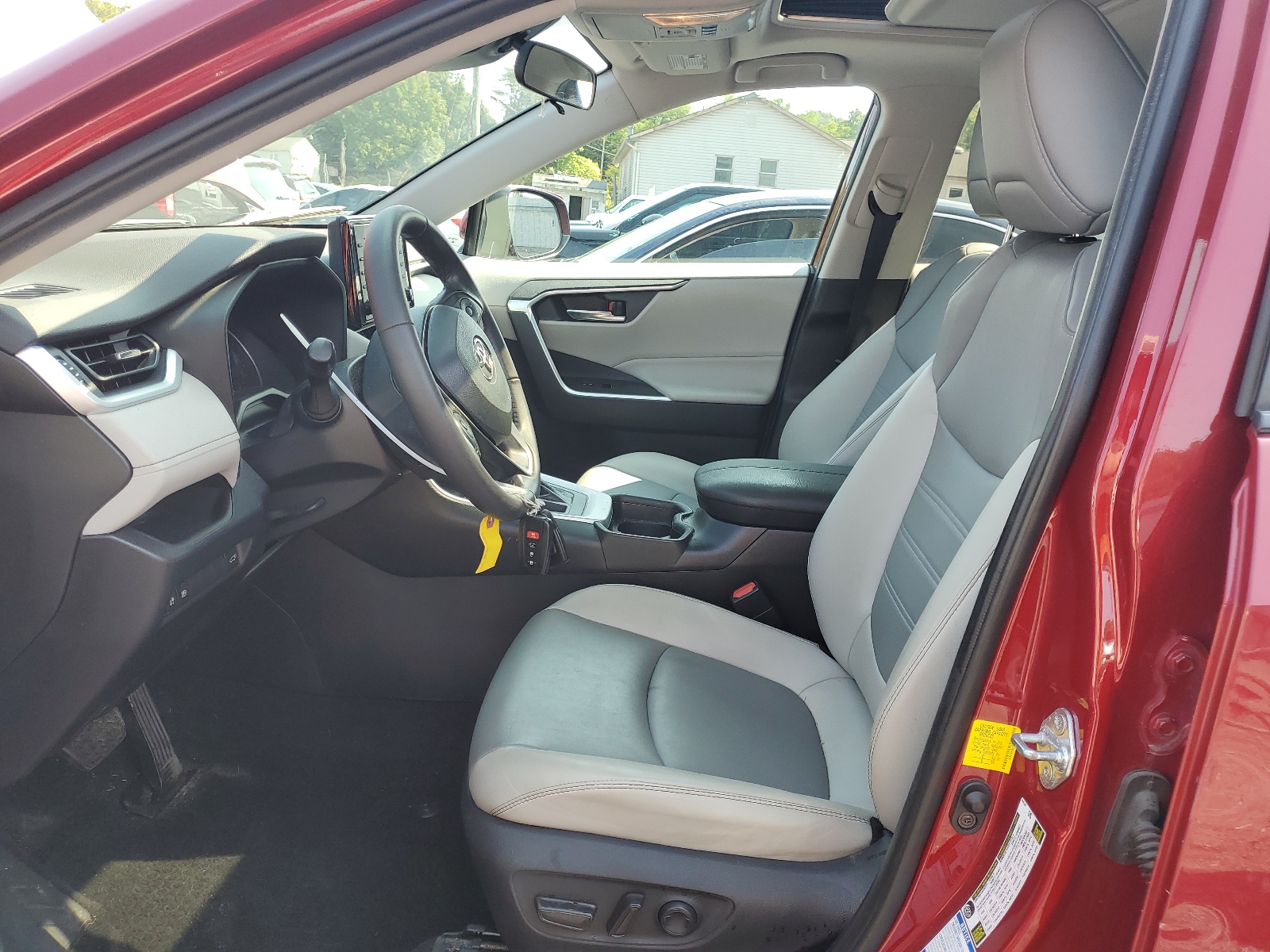 2T3A1RFV9LW092735 2020 Toyota Rav4 Xle Premium