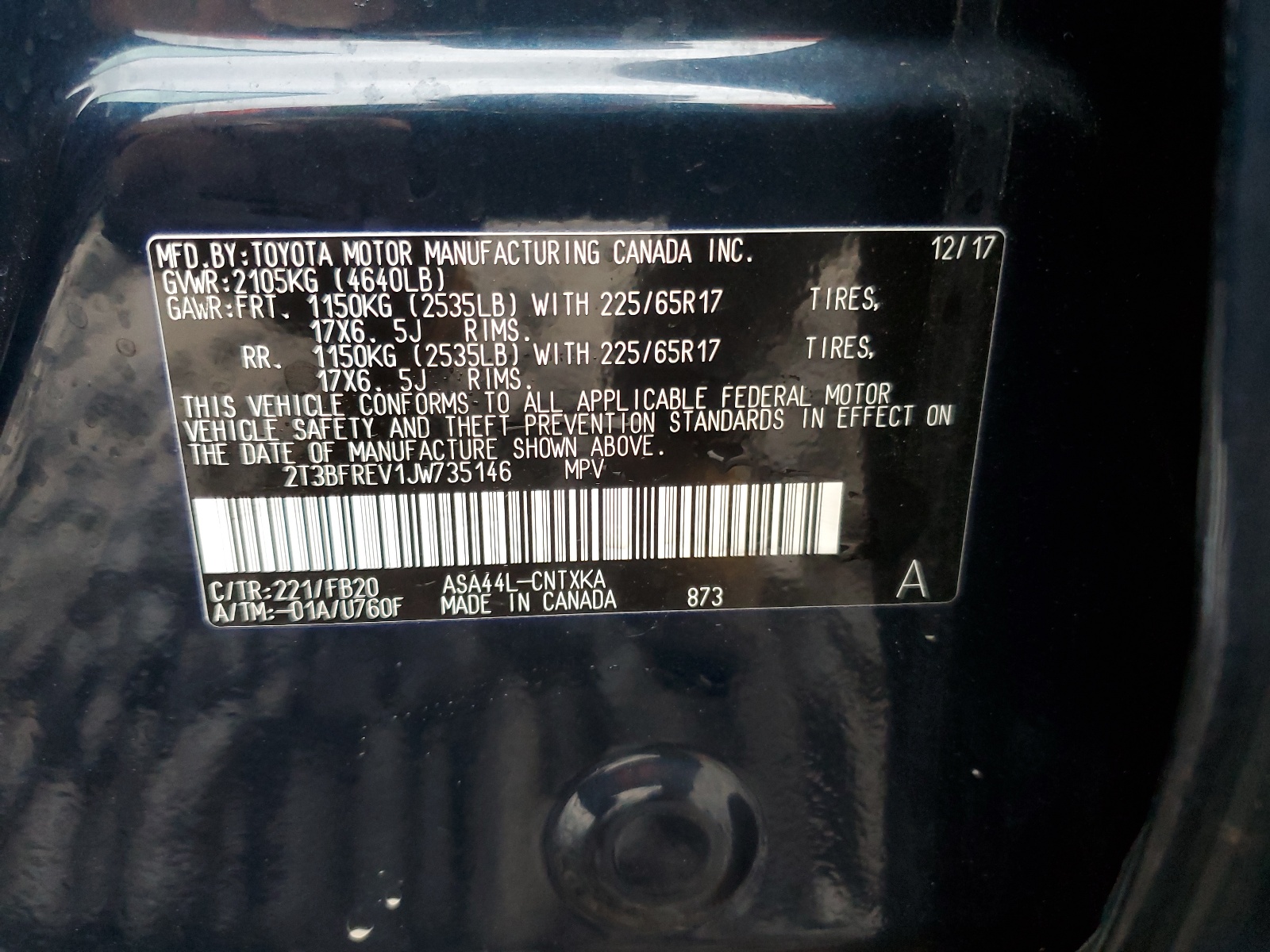 2T3BFREV1JW735146 2018 Toyota Rav4 Le