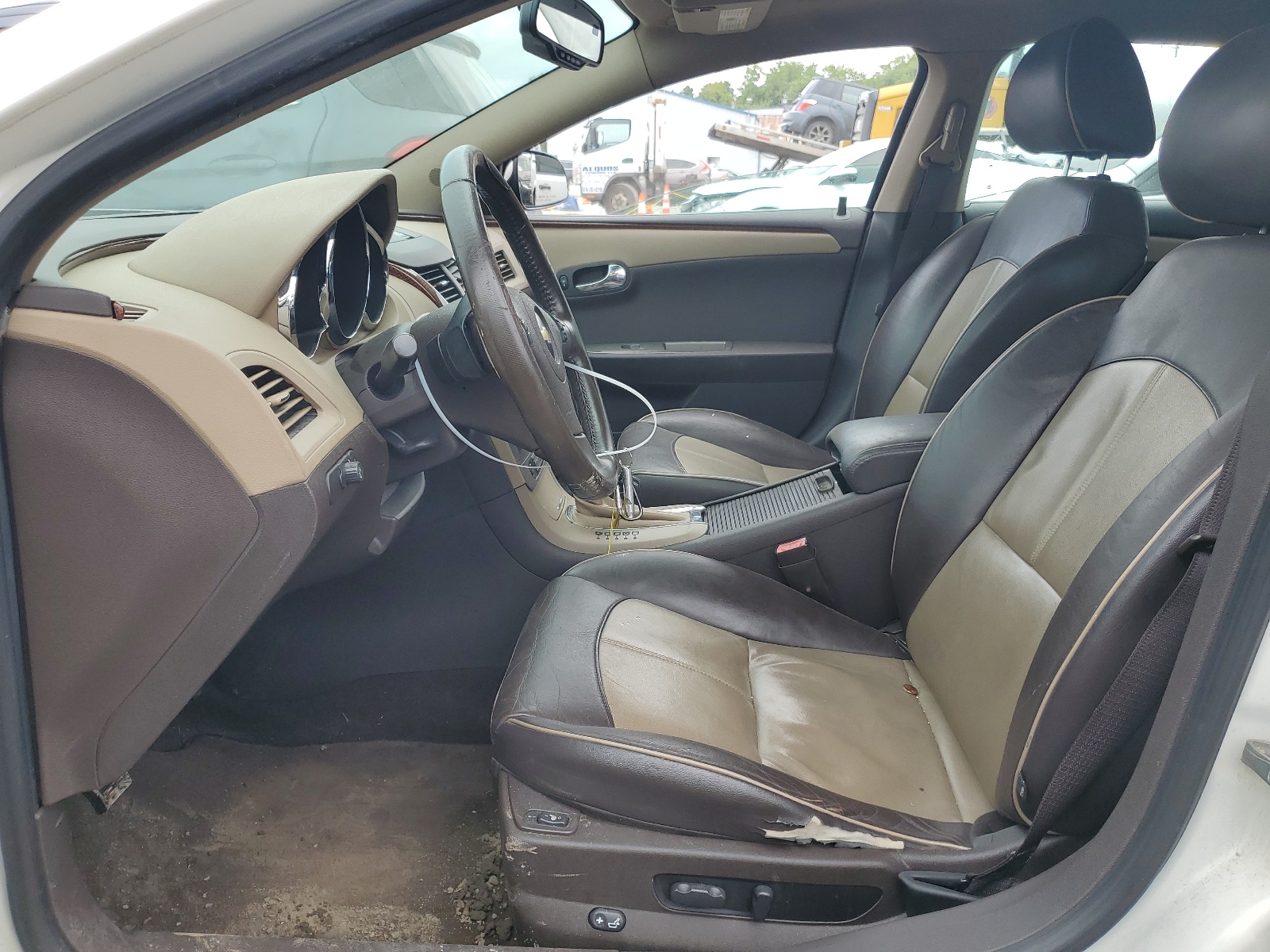 1G1ZE5EB7AF149769 2010 Chevrolet Malibu Ltz