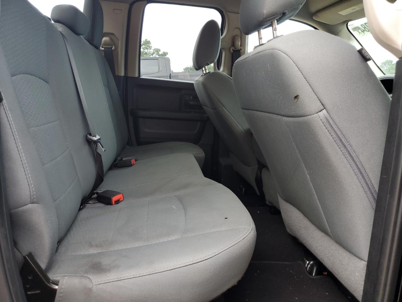 2018 Ram 1500 St VIN: 1C6RR7FG9JS148851 Lot: 63265084