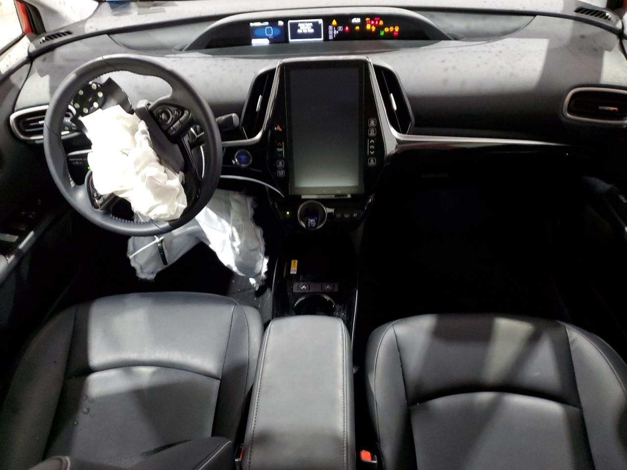 2022 Toyota Prius Prime Le VIN: JTDKAMFP9N3213813 Lot: 64262354