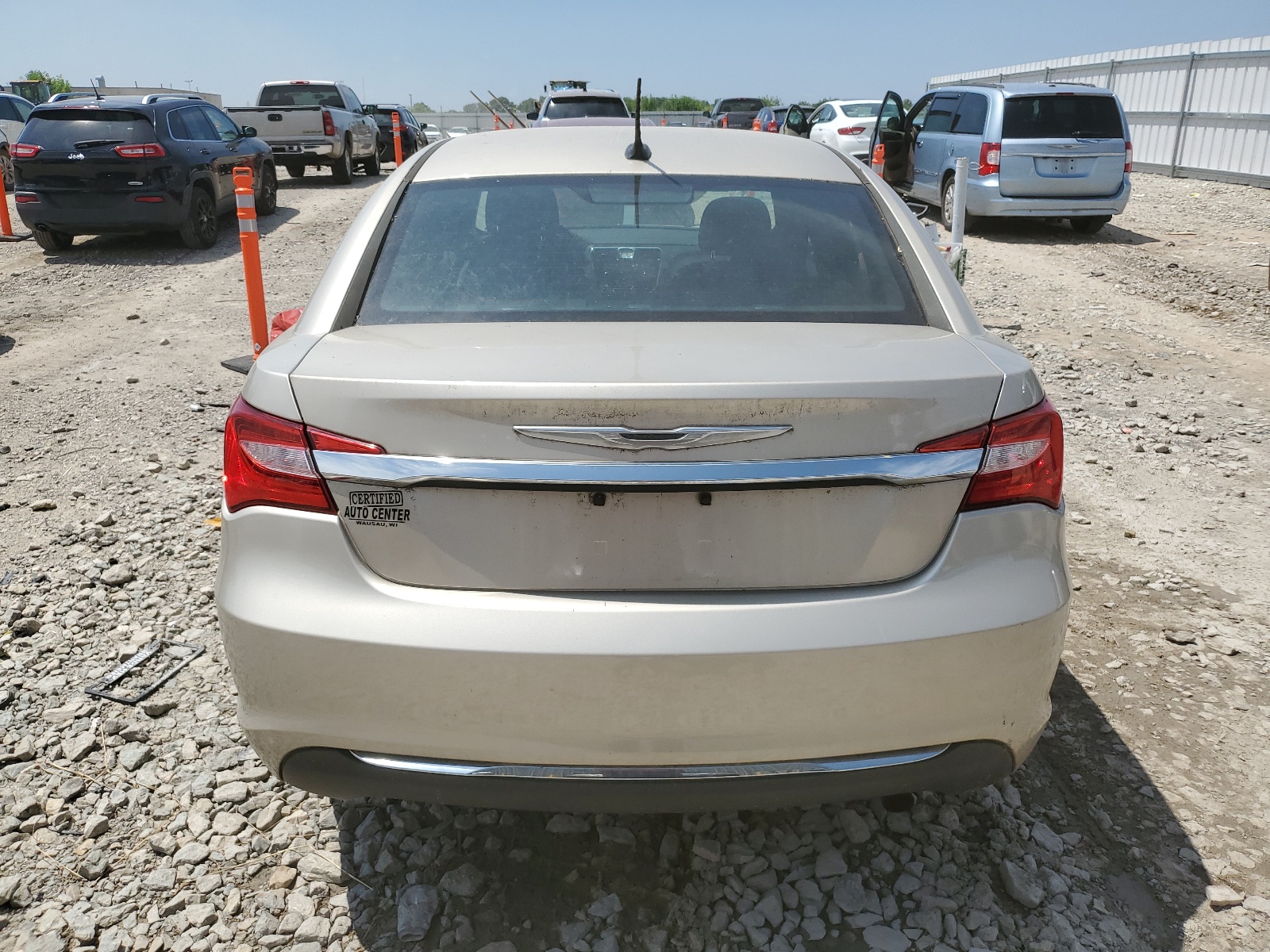 1C3CCBAB6DN698823 2013 Chrysler 200 Lx