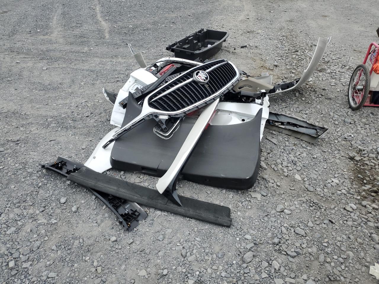 2018 Buick Enclave Premium VIN: 5GAEVBKW1JJ140821 Lot: 63618414