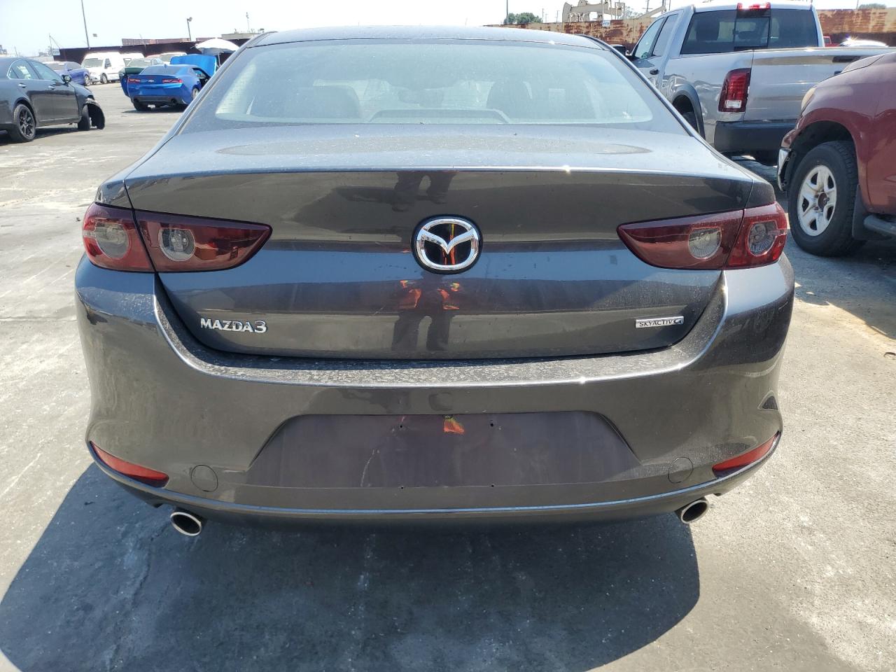 2021 Mazda 3 Preferred VIN: JM1BPACL1M1328303 Lot: 61962314