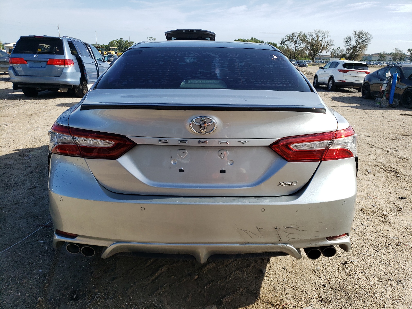 2018 Toyota Camry Xse vin: 4T1B61HK0JU067643