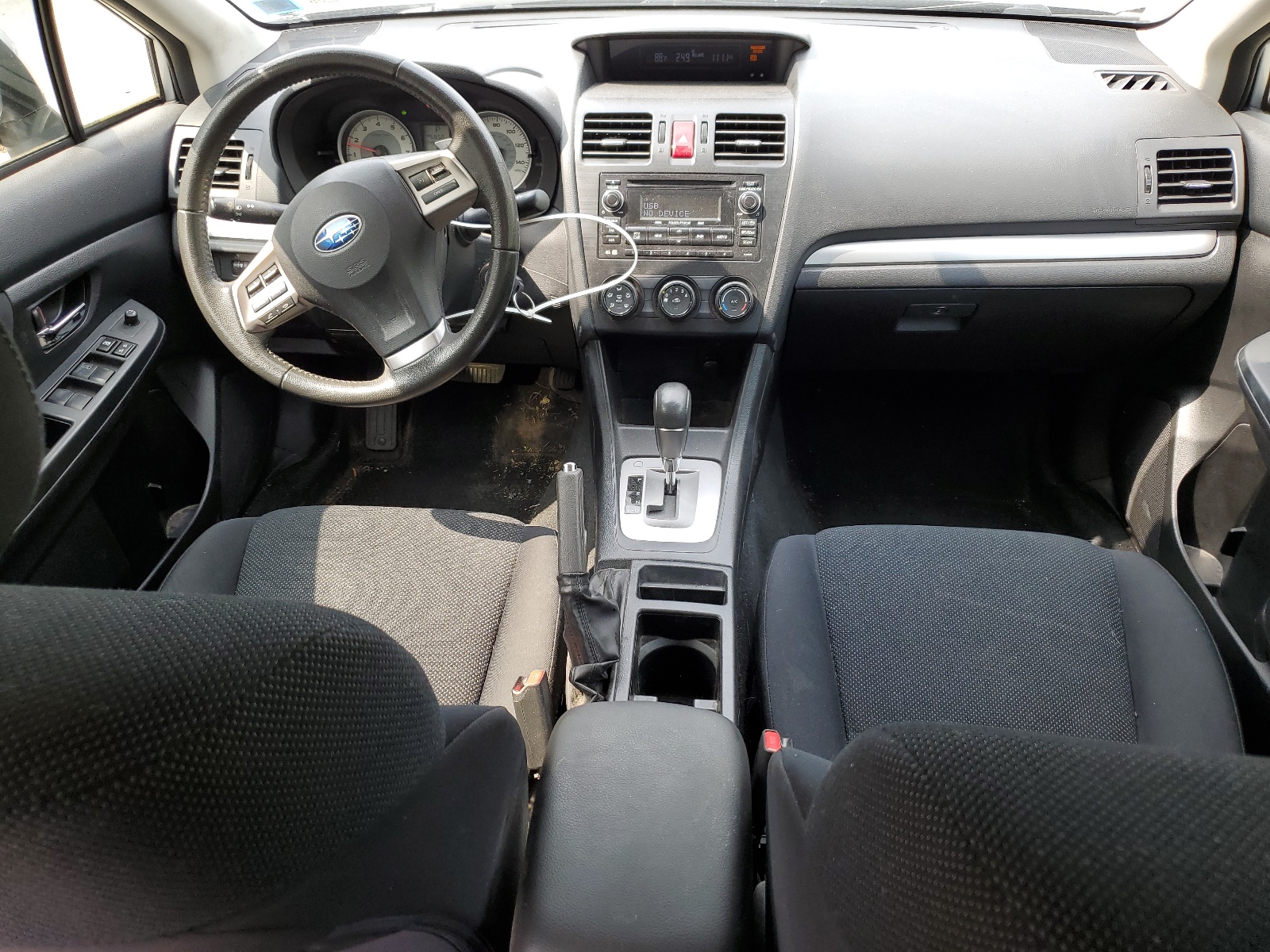 JF1GJAD65EH020372 2014 Subaru Impreza Premium