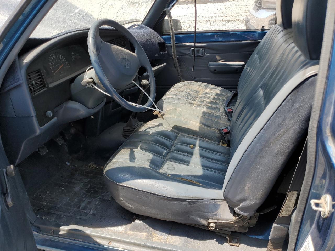 1994 Toyota Pickup 1/2 Ton Short Wheelbase Stb VIN: 4TARN81A2RZ210361 Lot: 64368494