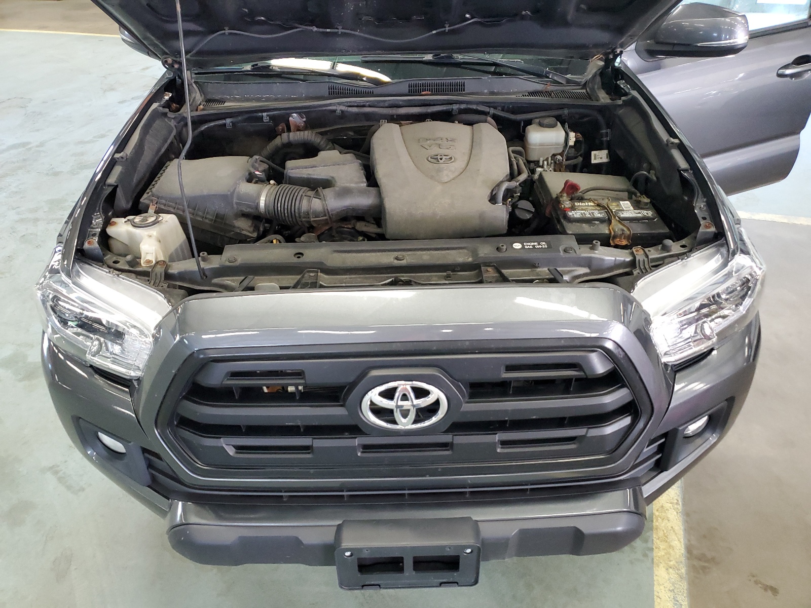 2016 Toyota Tacoma Double Cab vin: 3TMDZ5BN5GM001102