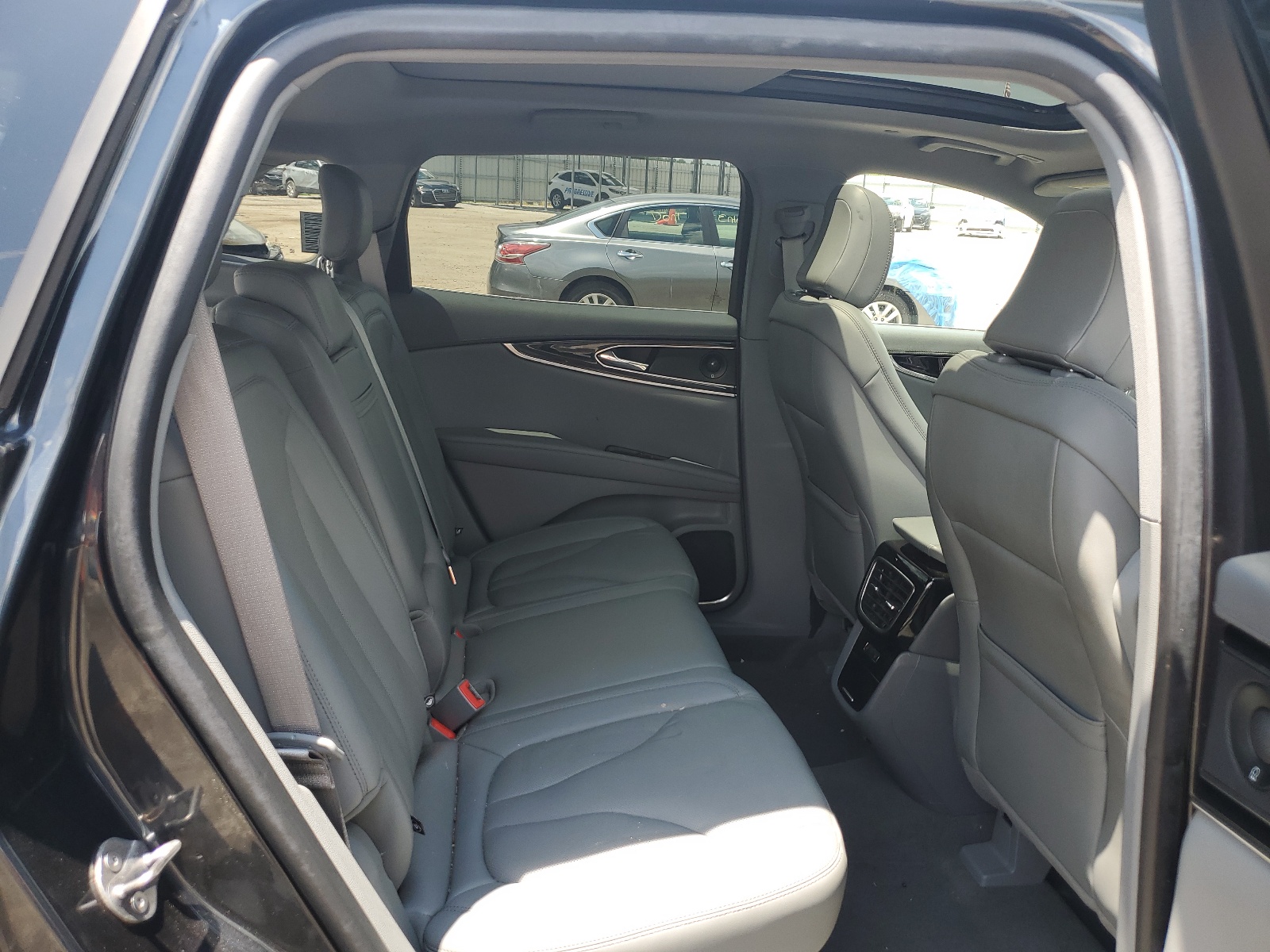 2LMPJ6K93MBL10898 2021 Lincoln Nautilus Reserve