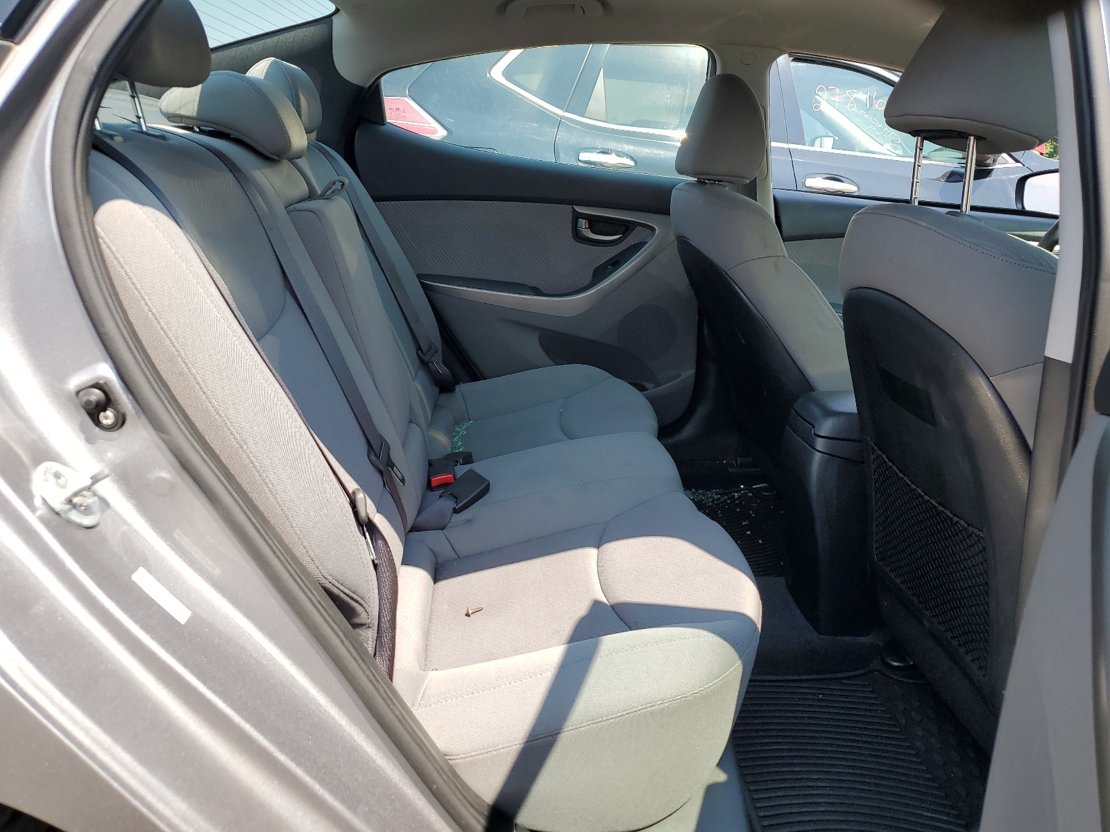 KMHDH4AE4CU393022 2012 Hyundai Elantra Gls