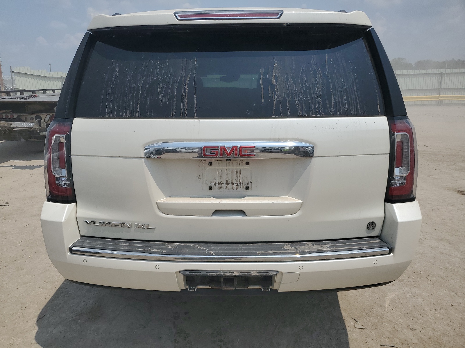 1GKS2JKJ5FR207586 2015 GMC Yukon Xl Denali