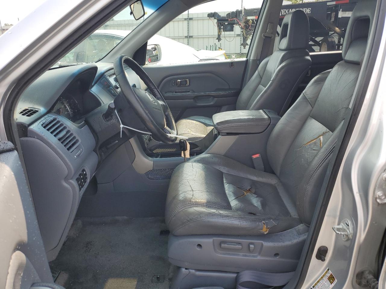 2005 Honda Pilot Exl VIN: 5FNYF18615B037972 Lot: 64214814