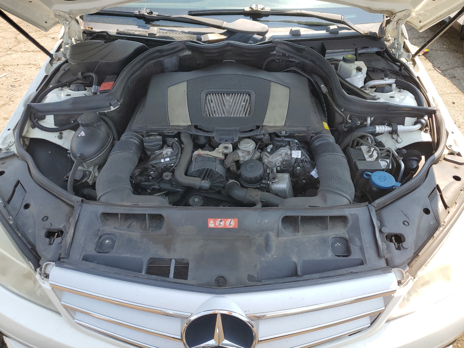 WDDGF8BB9AR087829 2010 Mercedes-Benz C 300 4Matic