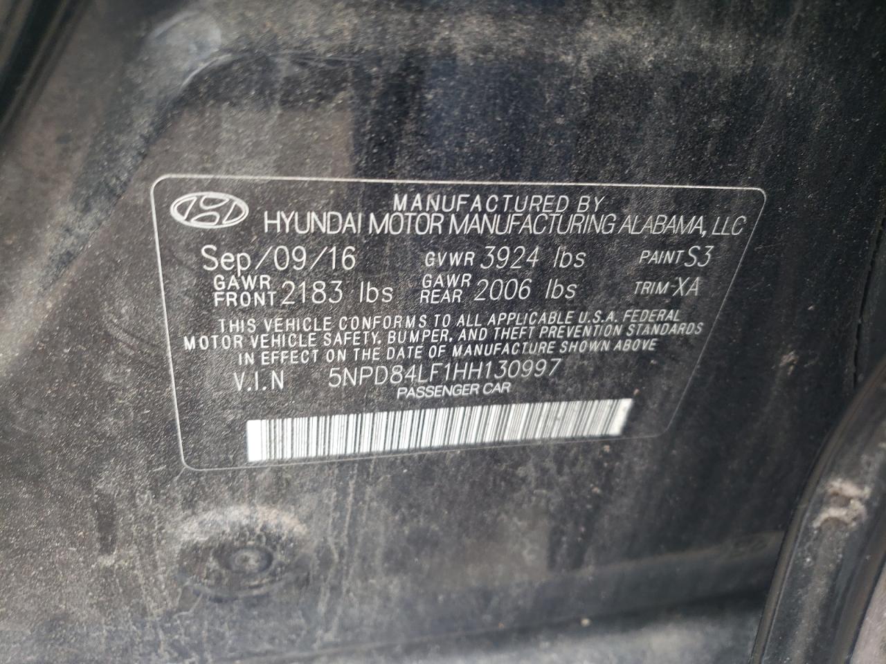 2017 Hyundai Elantra - Image 12