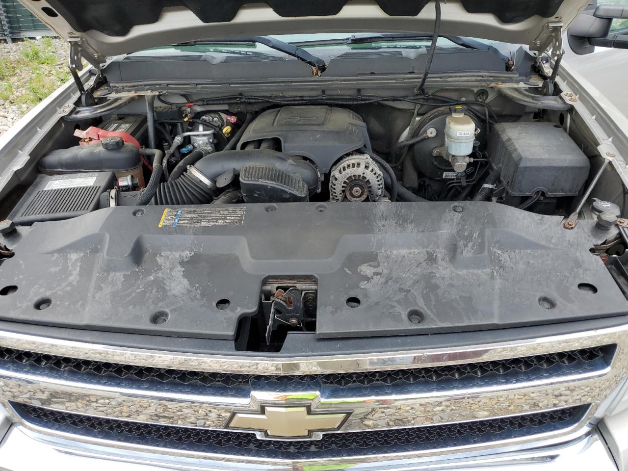 2008 Chevrolet Silverado - Image 11