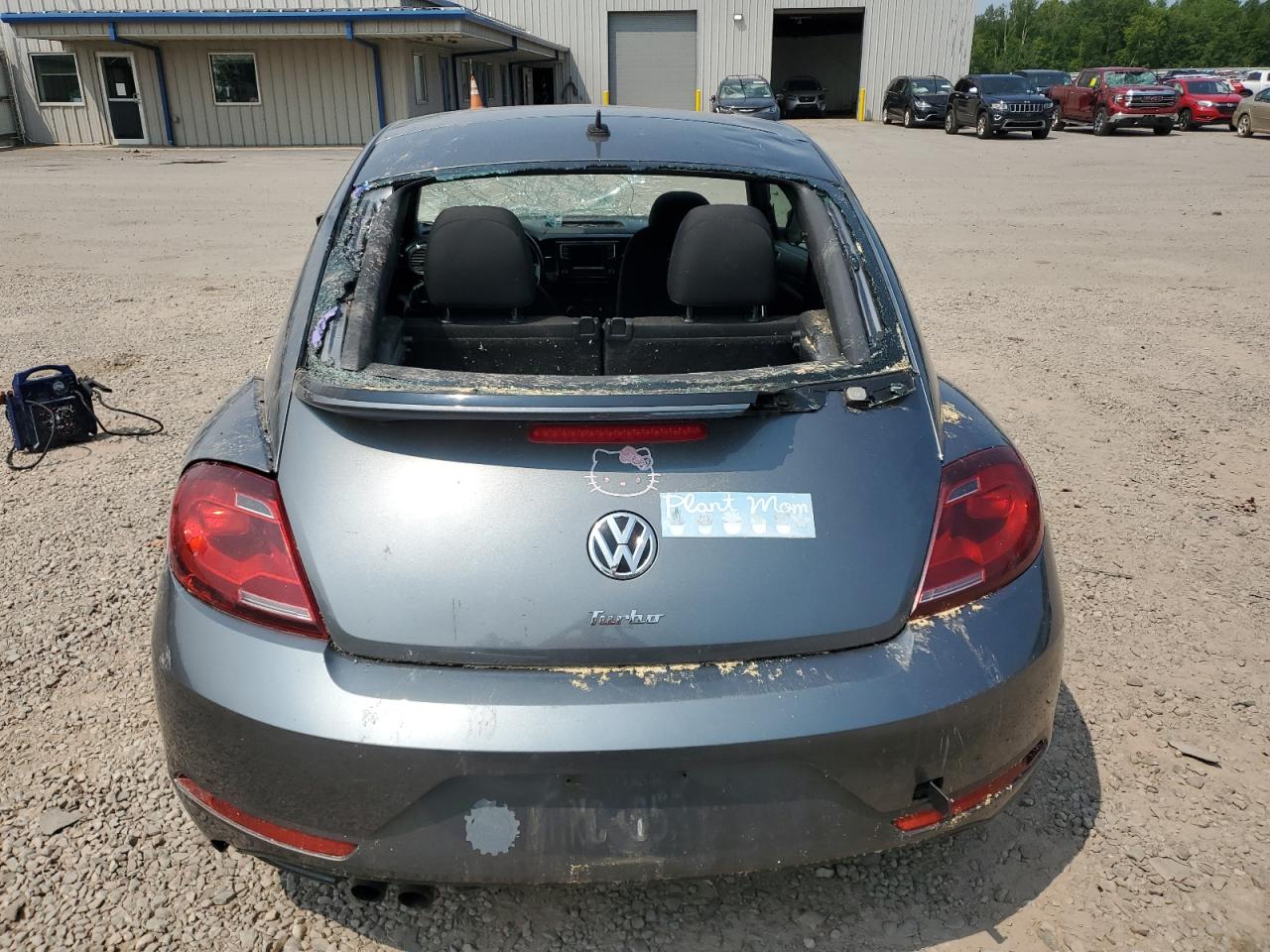 2017 Volkswagen Beetle 1.8T VIN: 3VWF17AT9HM606377 Lot: 64944594