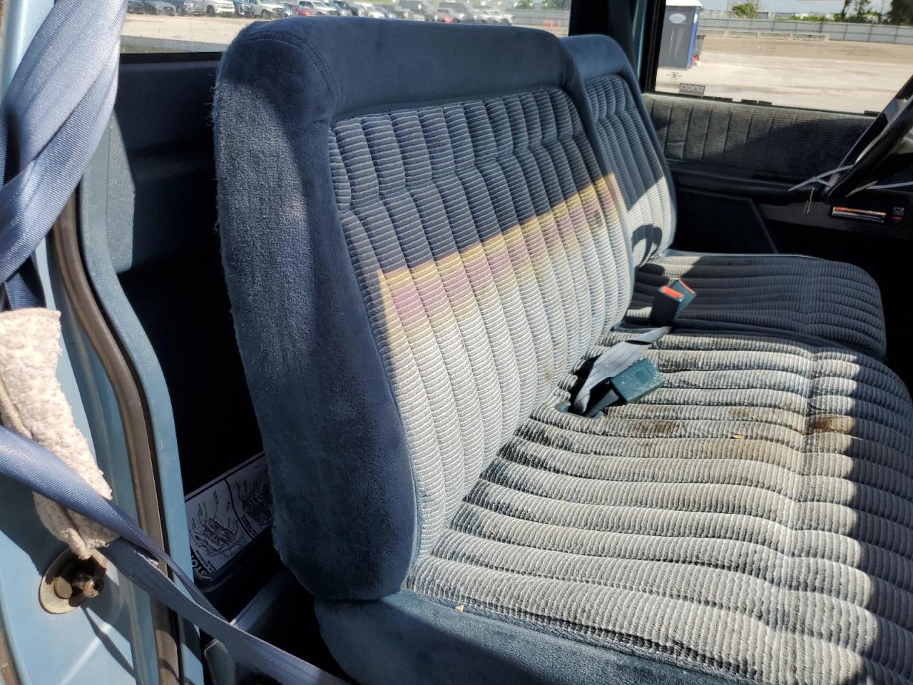 1991 Chevrolet Gmt-400 C2500 VIN: 1GCGC24K8ME160147 Lot: 68614314