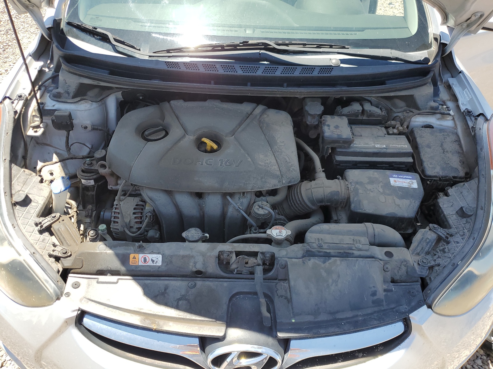 KMHDH4AE2CU375697 2012 Hyundai Elantra Gls