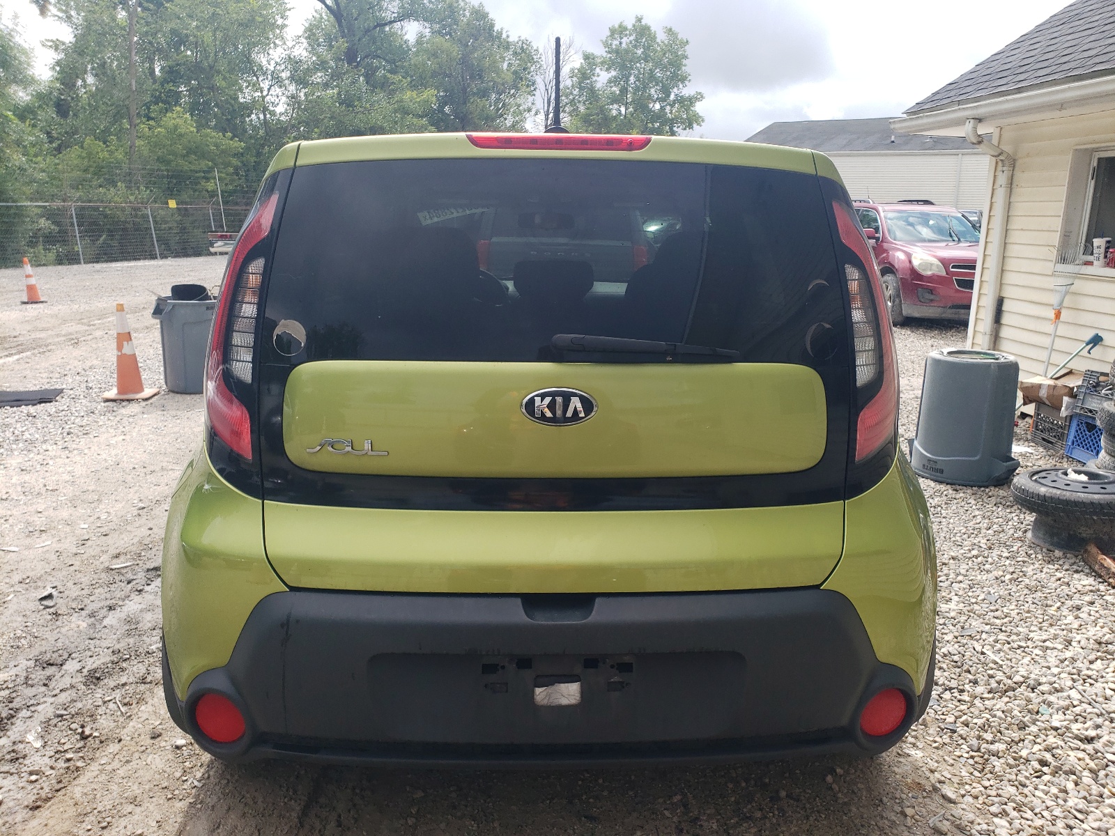 2016 Kia Soul vin: KNDJN2A2XG7822369