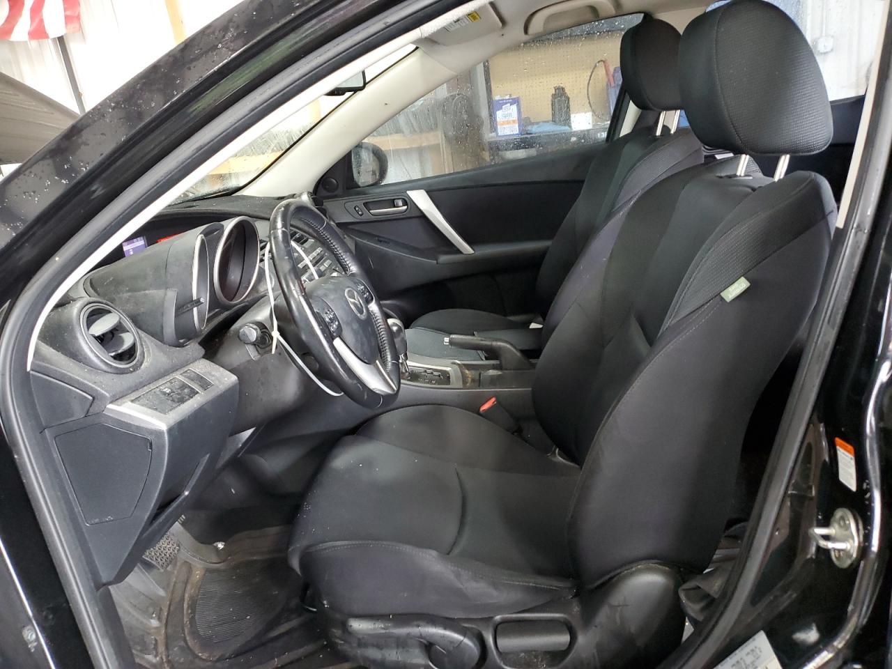 2010 Mazda 3 S VIN: JM1BL1S68A1163773 Lot: 64876454