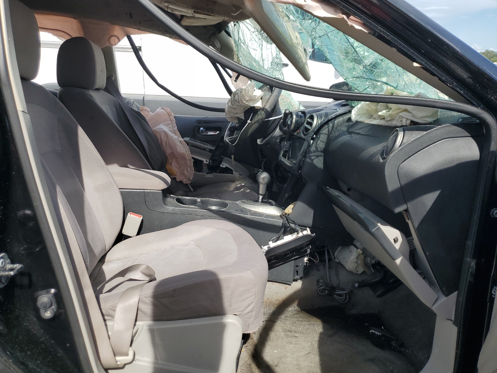 JN8AS5MT3CW612392 2012 Nissan Rogue S